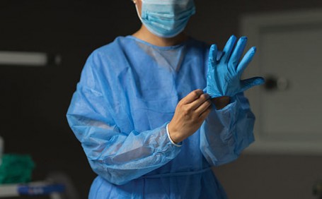 正確使用隔離衣，保護(hù)身體免受污染