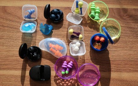 選擇舒適的耳塞材質(zhì)，享受愉悅的聽覺體驗(yàn)