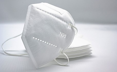 防塵口罩：保護呼吸，防止污染