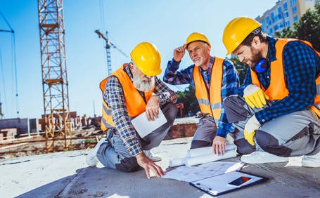 安全帽在施工現(xiàn)場的必要性