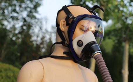 長(zhǎng)管式面具：保護(hù)呼吸，防范危險(xiǎn)