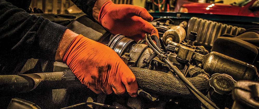 影響勞保手套使用壽命的因素以及相關(guān)建議